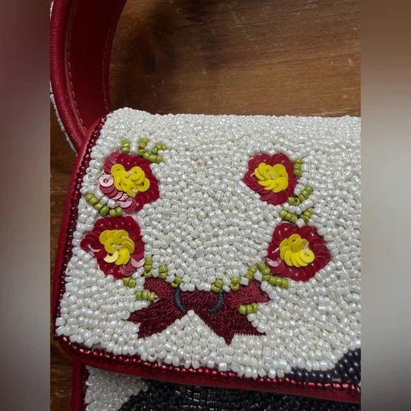 Like new Tommy Staud beaded purse - Picture 12 of 14